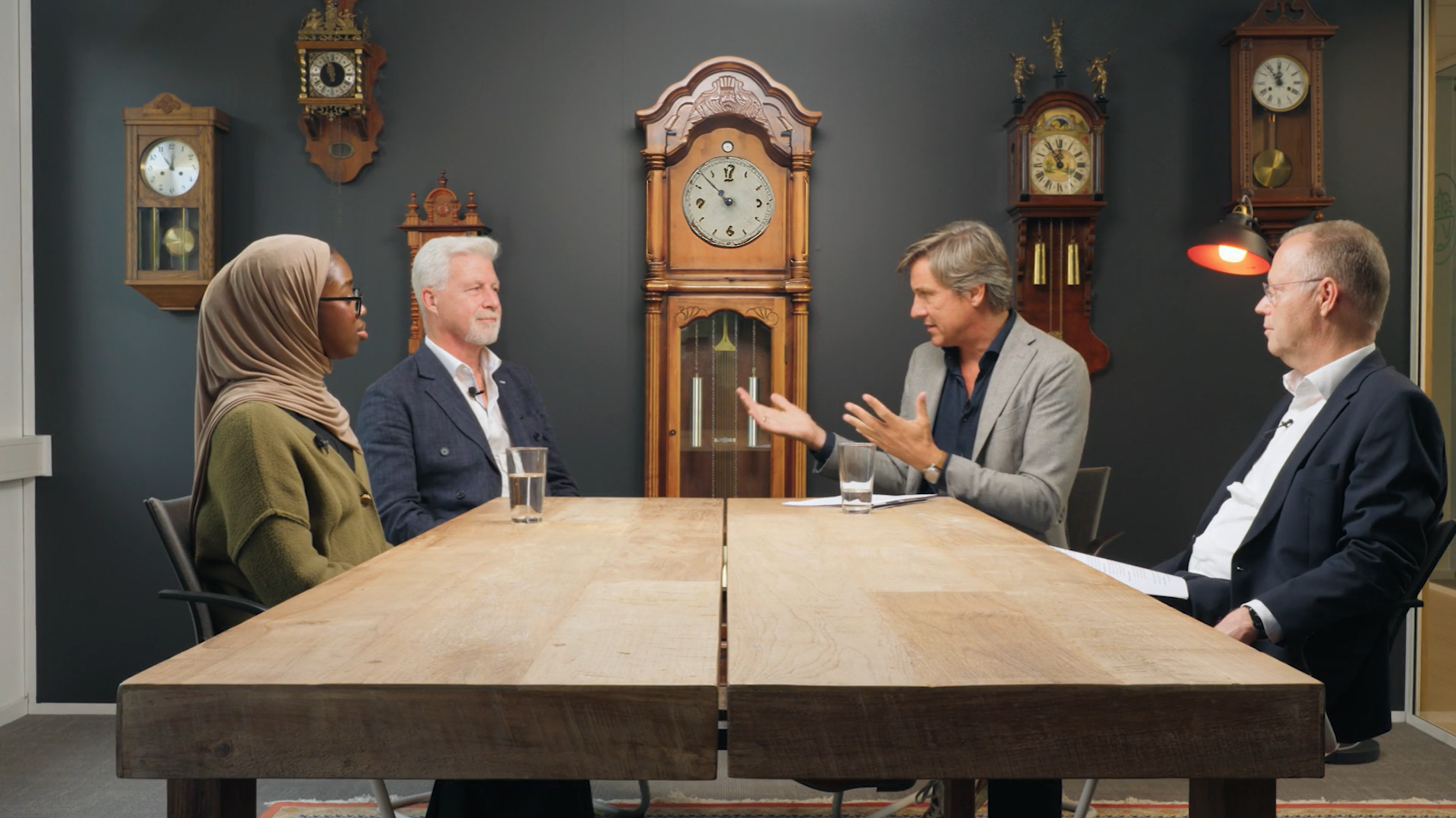 Pieter Litjens in gesprek met Caspar de Jong, Mariam Shabaan en Engert Strooboscher