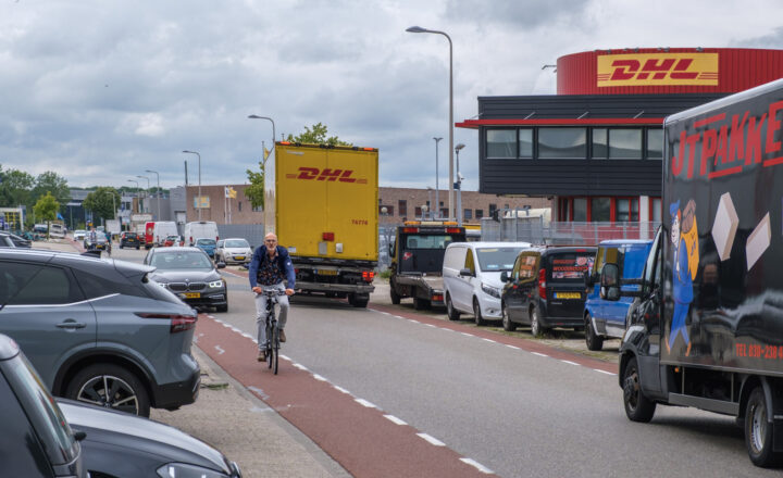 Verkeer op een bedrijventerrein